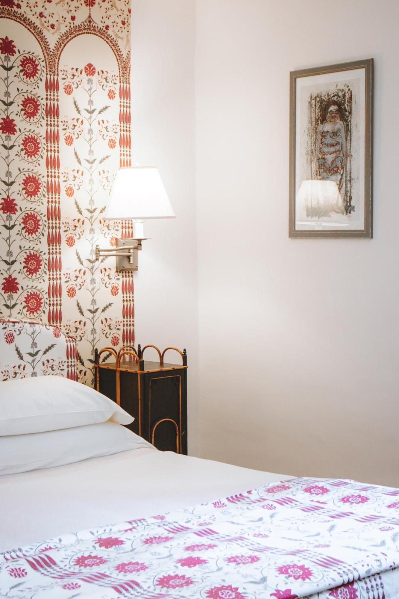 Hotel Bastide Rose à Le Thor Extérieur photo