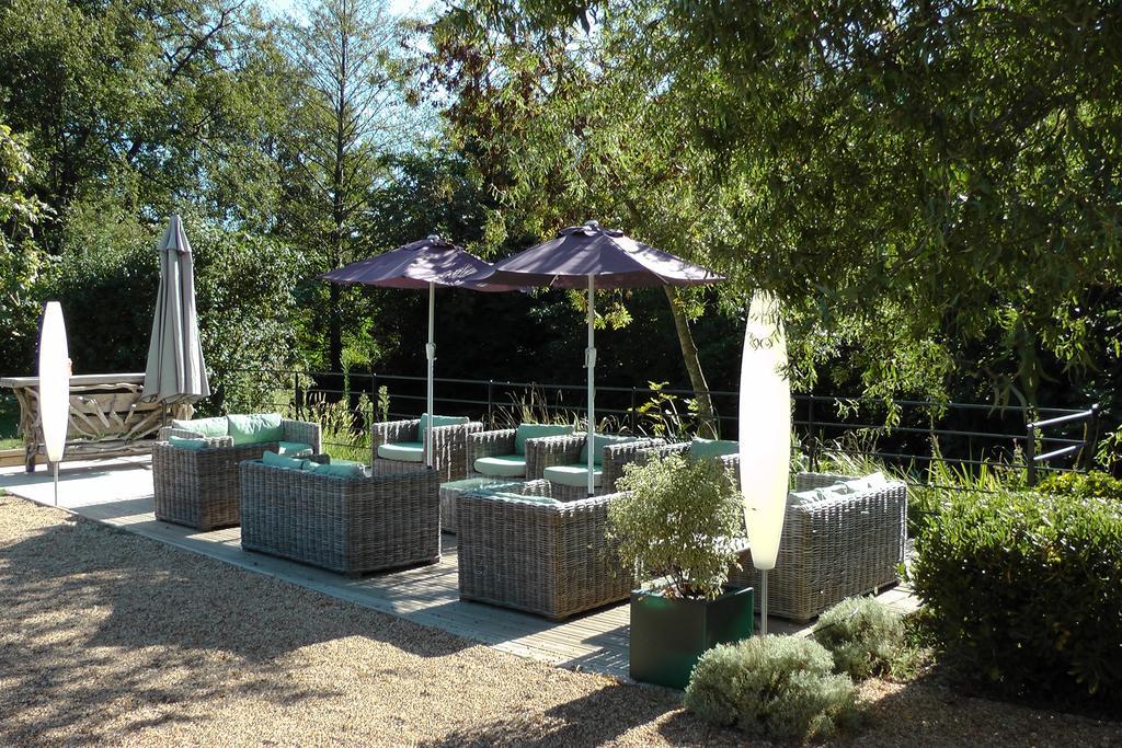 Hotel Bastide Rose à Le Thor Extérieur photo